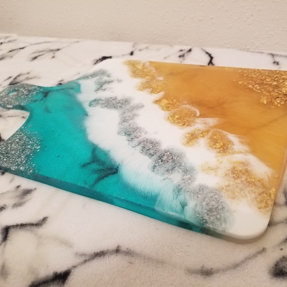 Resin Cutting board - Picture 3 of 4